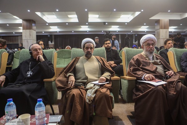 مراسم بزرگداشت میلاد حضرت مسیح(ع) و آغاز سال نو میلادی