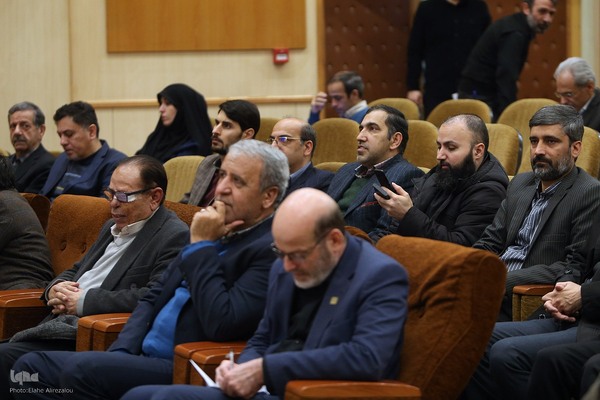 محفل انس با قرآن به مناسبت بزرگداشت زنده یاد دکتر کاظمی آشتیانی