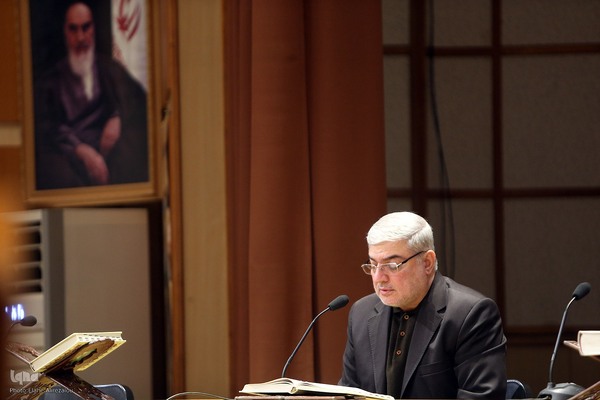 محفل انس با قرآن به مناسبت بزرگداشت زنده یاد دکتر کاظمی آشتیانی