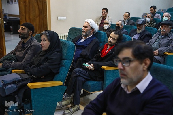 معرفی و رونمایی کتاب «کلام مبین»