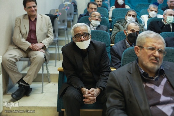 معرفی و رونمایی کتاب «کلام مبین»