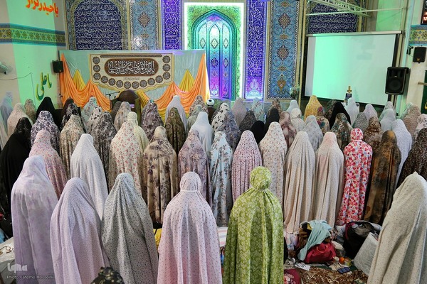  مراسم معنوی اعتکاف درقم