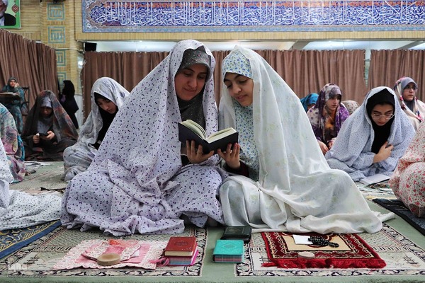  مراسم معنوی اعتکاف در تبریز
