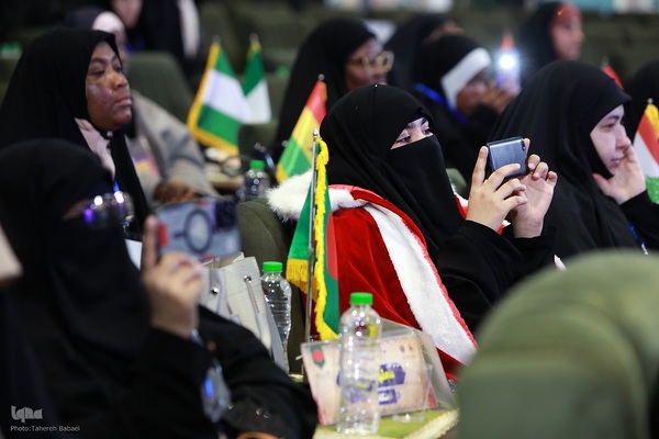 اولین روز مسابقات بین‌المللی قرآن در بخش بانوان