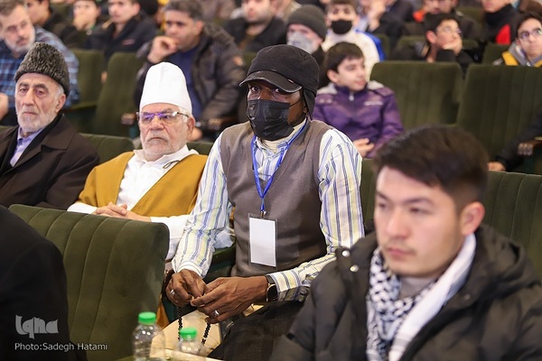 رقابت آقایان در دومین روز از مسابقات بین‌المللی قرآن /۲