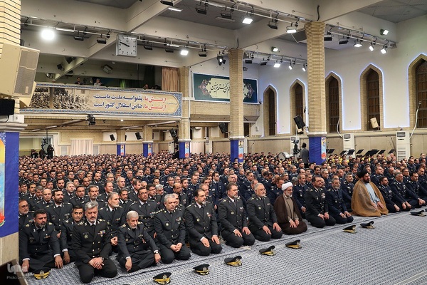 دیدار جمعی از فرماندهان نیروی هوایی با مقام معظم رهبری