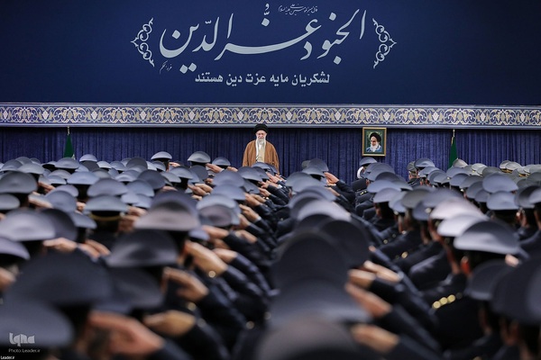 دیدار جمعی از فرماندهان نیروی هوایی با مقام معظم رهبری