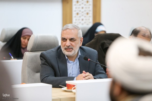 نشست هم‌اندیشی نهضت ملی زندگی با آیه‌ها