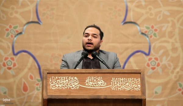 مراسم انس با قرآن در اولین روز از ماه مبارک رمضان