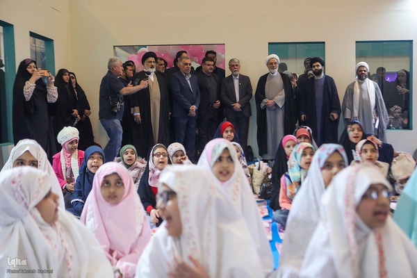 بازدید وزیر فرهنگ و ارشاد از نمایشگاه قرآن