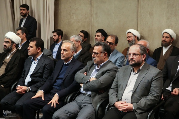 دیدار هزاران نفر از دانشجویان سراسر کشور با رهبر معظم انقلاب