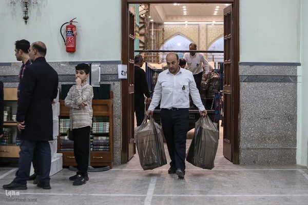 توزیع افطاری در شب میلاد امام حسن مجتبی(ع)