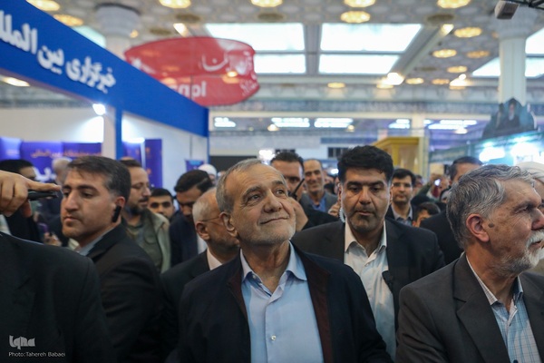 بازدید رئیس جمهور لز نمایشگاه قرآن کریم