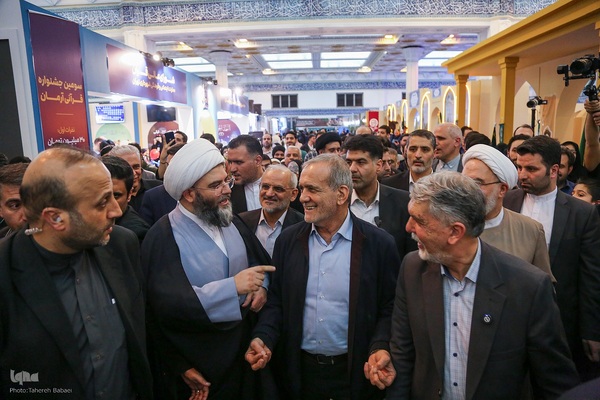 بازدید رئیس جمهور لز نمایشگاه قرآن کریم