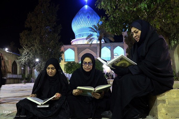 احیای شب بیست و سوم ماه رمضان در شیراز