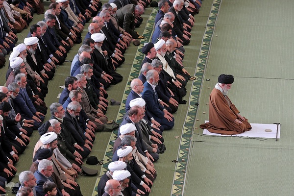 اقامه نماز عید فطر به امامت رهبر معظم انقلاب اسلامی
