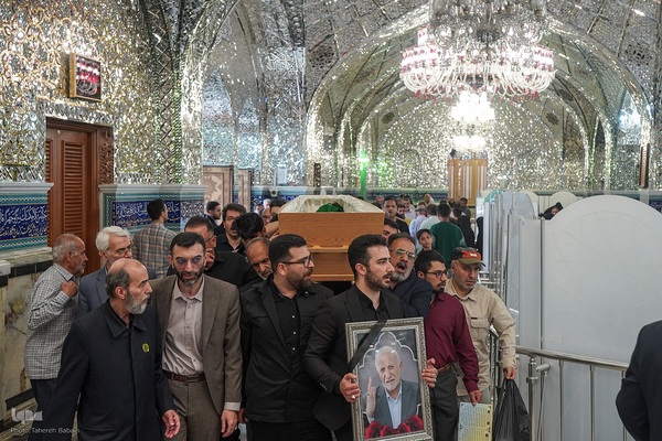 مراسم خاک سپاری خادم‌القرآن عبدالرسول عبایی