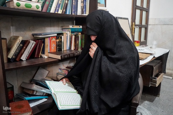 مراسم خاک سپاری خادم‌القرآن عبدالرسول عبایی