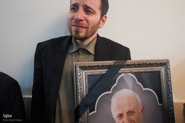 مراسم خاک سپاری خادم‌القرآن عبدالرسول عبایی