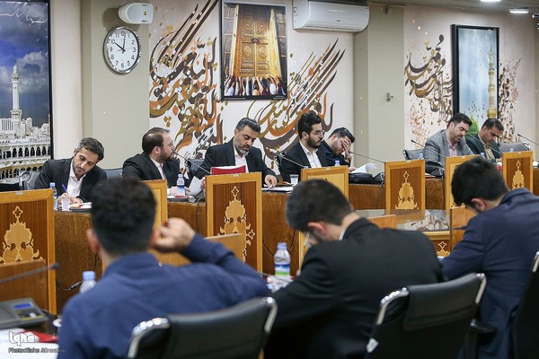 جلسه توجیهی قاریان اعزامی به حج با حضور نماینده ولی فقیه
