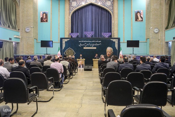 گردهمایی جامعه قرآنی در فراق استاد عبدالرسول عبایی