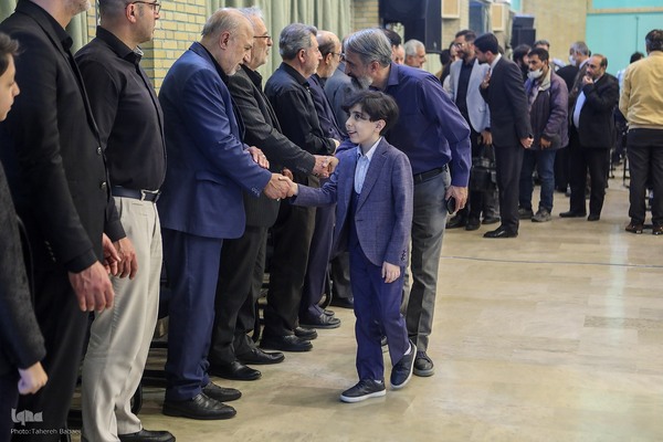 گردهمایی جامعه قرآنی در فراق استاد عبدالرسول عبایی