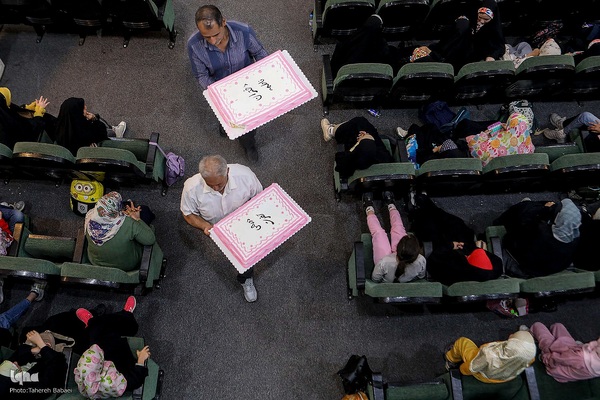 دورهمی دختران قرآنی در فرهنگسرای قرآن