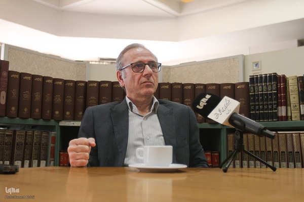 فرامرز حاج منوچهری-مدیرگروه قرآن و حدیث مرکز دایرت المعارف