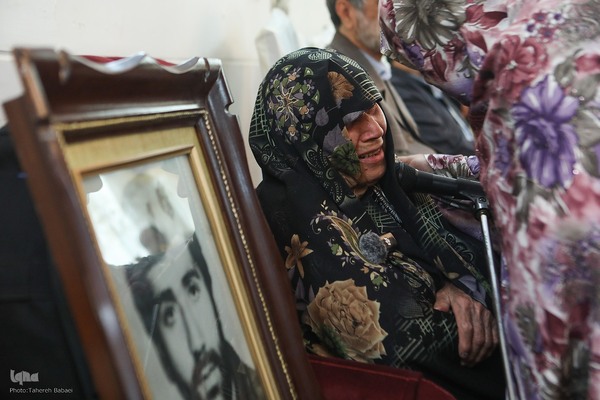 دیدار جامعه قرآنی با خانواده شهید سید جواد محمودی