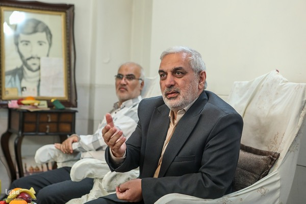 دیدار جامعه قرآنی با خانواده شهید سید جواد محمودی