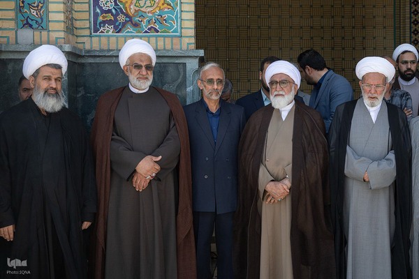 مراسم تشییع محمدحسین حشمت‌پور در حرم رضوی