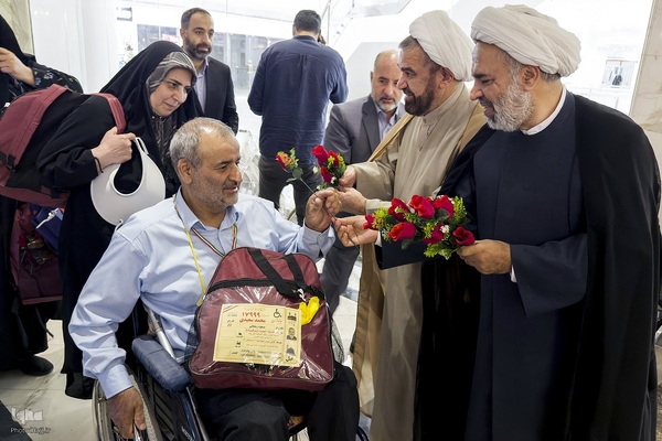 ورود کاروان جانبازان به مدینه النبی
