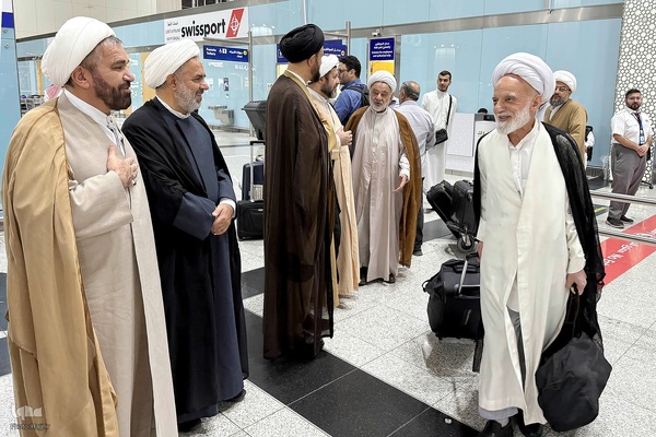 ورود نمایندگان دفاتر آیات و مراجع عظام تقلید به مدینه