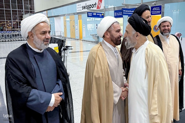 ورود نمایندگان دفاتر آیات و مراجع عظام تقلید به مدینه