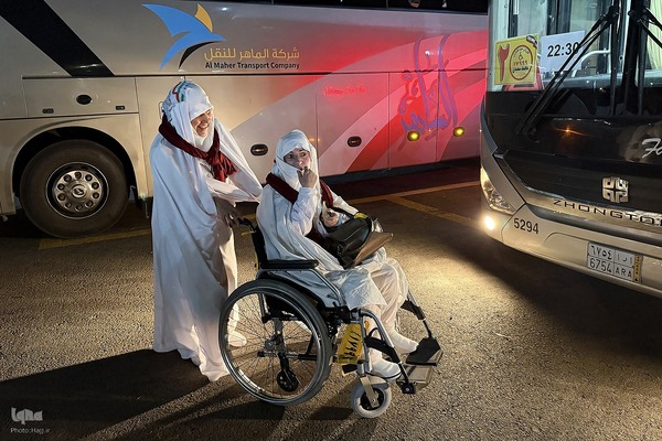 کاروان ویژه جانبازان احرام بستند و عازم بیت الله الحرام شدند