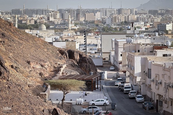 مسجد الفسخ و شکاف کوه اُحد؛ دو یادگار از نبرد احد