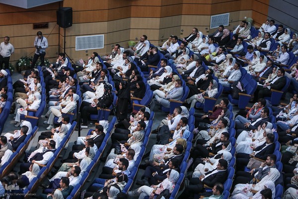 جشن ازدواج دانشجویی در دانشگاه علوم پزشکی ایران