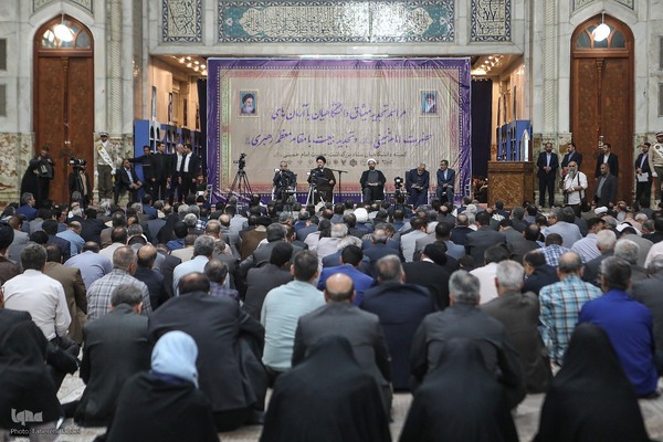 تجدید میثاق جامعه دانشگاهیان با آرمان‌های امام خمینی(ره)