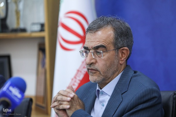 علی منتظری، رئیس جهاد دانشگاهی