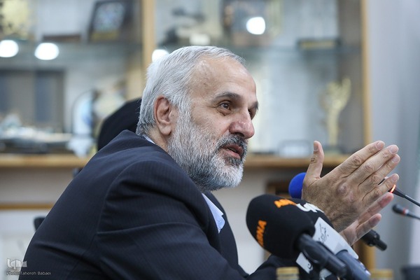 ولی یاراحمدی پیشکسوت قرآن