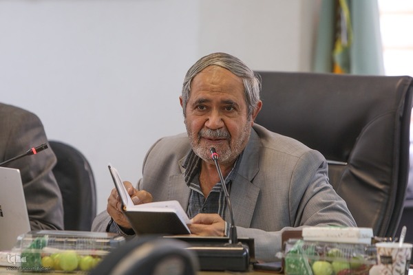  مجید معارف استاد دانشکده الهیات دانشگاه تهران