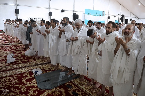 آوای دعای امام حسین (ع) در دل عرفات؛ شب بی‌نهایت نیاز