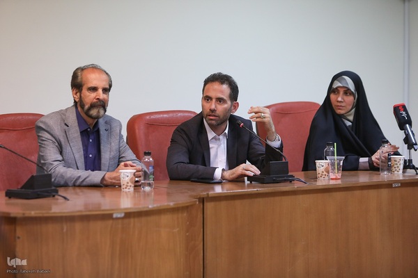 مراسم افتتاحیه نمایشگاه سیزدهمین جشنواره مد و لباس فجر