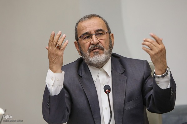  محمدهادی فلاح‌زاده، رئیس دانشگاه بین‌المللی مذاهب اسلامی