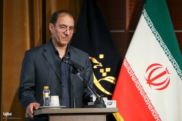 تجلیل از پیش‌کسوتان صنایع دستی در فرهنگستان هنر