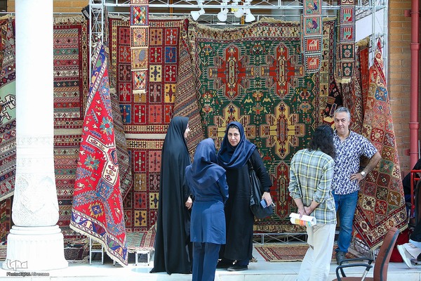 تجلیل از پیش‌کسوتان صنایع دستی در فرهنگستان هنر