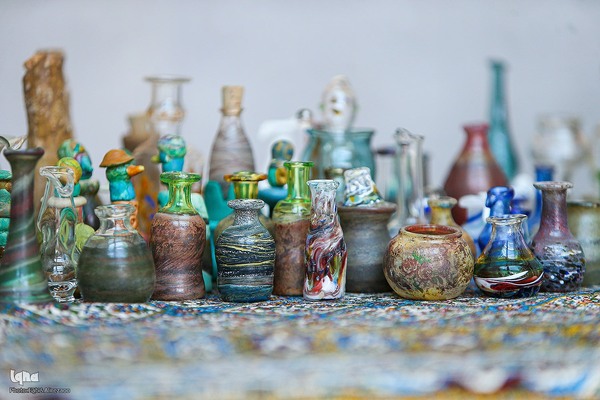 تجلیل از پیش‌کسوتان صنایع دستی در فرهنگستان هنر