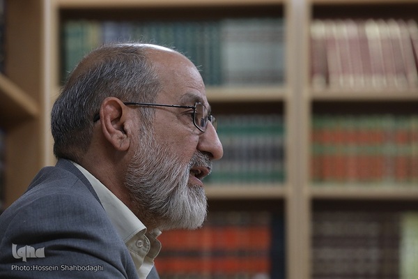 محمد اسفندیاری