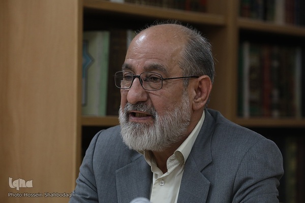 محمد اسفندیاری