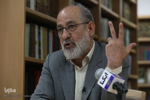 محمد اسفندیاری